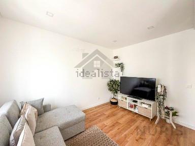 Arrendamento de apartamento T2 na Rua Padre Duarte Oliveira, 10