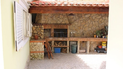 Casa ou moradia à venda na Rua dos Poços