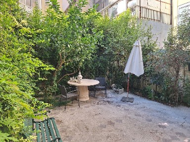 Apartamento T3 à venda na Avenida Almirante Reis