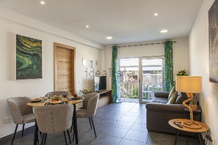 Arrendamento de apartamento T2 na Rua do Baluarte