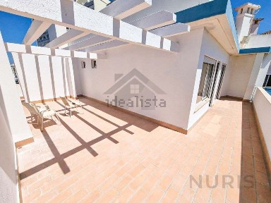 Arrendamento de apartamento T2 na Rua Engenheiro Francisco Bívar, 1