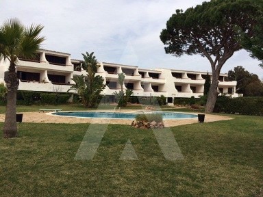 Arrendamento de apartamento T1 no Caminho das Alfarrobeiras