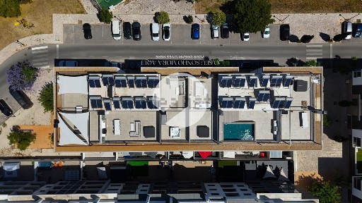Arrendamento de penthouse na Rua António Carrusca Rodrigues