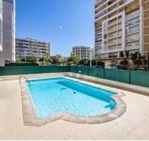 Arrendamento de apartamento T1 na Rua Pereira de Sousa