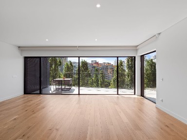 Apartamento T3 à venda na Alameda Engenheiro José de Matos e Silva, 3