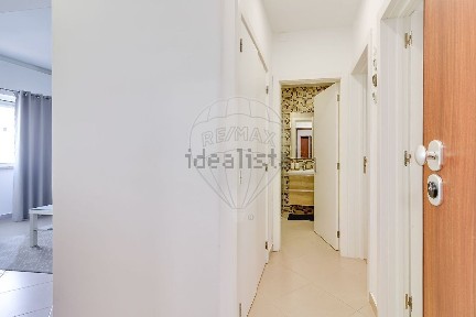 Apartamento T2 à venda na Linda-a-Velha
