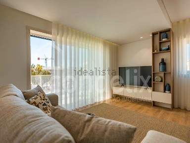 Arrendamento de apartamento T2 na Rua Fernando Pessa, 8