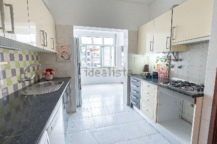 Apartamento T2 à venda na Rua Professor Mira Fernandes, 1