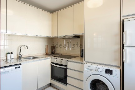 Arrendamento de apartamento T2 na Avenida Cerro da Vila s/n