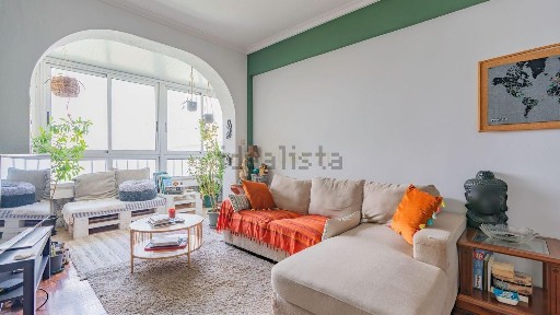 Apartamento T3 à venda na Rua Doutor José Carlos Moreira