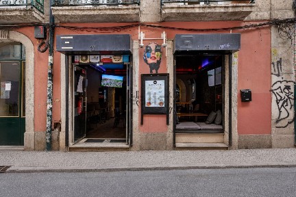 Espaço comercial à venda na Rua dos Mastros, 3