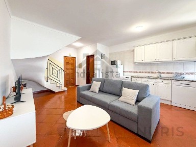 Arrendamento de apartamento T2 na Rua Agosto Azul, 3