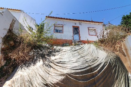 Moradia independente à venda em Alenquer