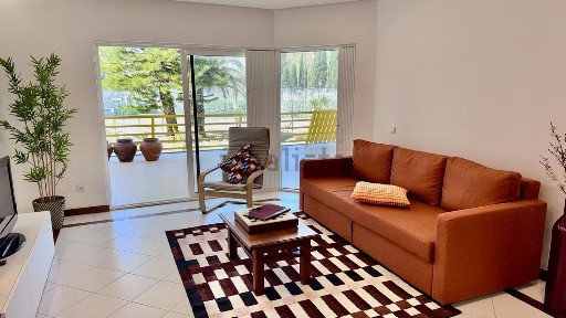 Arrendamento de apartamento T1 na Rua do Centro Tivoli
