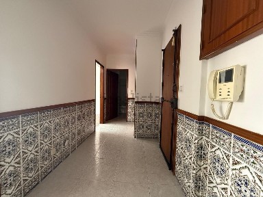 Apartamento T2 à venda na Rua Marquês Pombal, 89