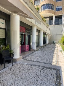 Espaço comercial à venda na Rua Professor Eduardo Araújo Coelho s/n