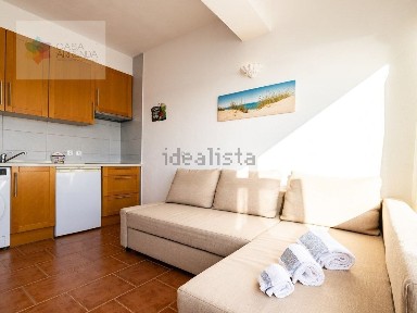 Arrendamento de apartamento T0 na Rua Capitão Baptista Marçal, 4