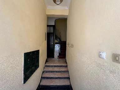 Apartamento T1 à venda na Rua Sabino de Sousa