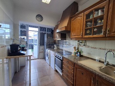 Apartamento T2 à venda na Damaia de Cima
