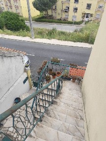 Apartamento T2 à venda na Rua do Olival