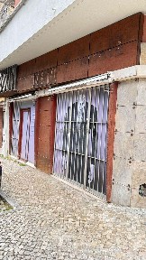 Espaço comercial à venda na Avenida Barbosa du Bocage, 46