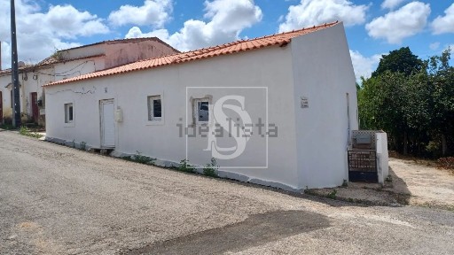 Moradia geminada à venda em Cadaval e Pêro Moniz