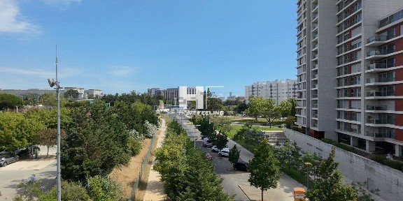 Duplex à venda no Azinhaga das Galhardas