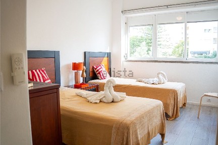 Arrendamento de apartamento T2 na Praia da Rocha