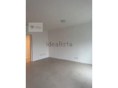 Arrendamento de apartamento T3 na Rua 25 de Abril