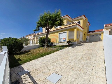 Lourinhã, Rua da Engenheira, 8