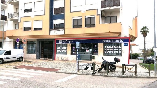 Espaço comercial à venda na Rua Álvaro Pinheiro Lote 2