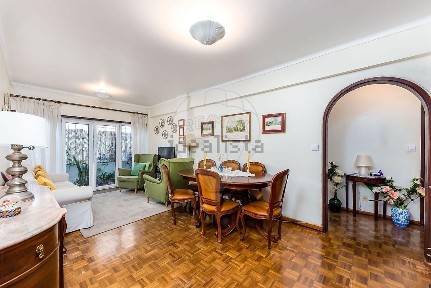 Apartamento T3 à venda em Olivais