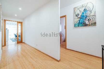 Apartamento T4 à venda na Rua Tomás Del Negro