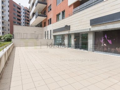 Espaço comercial à venda na Avenida Reinaldo dos Santos, 24 A/b