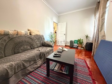 Apartamento T1 à venda na Praceta Carlos de Oliveira, 5