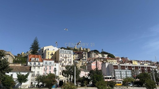Apartamento T1 à venda no Martim Moniz