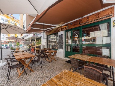 Belas, Massamá Norte, Rua Dona Isabel de Aragão, 54