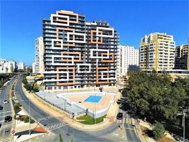 Arrendamento de apartamento T1 na Rua do Sol, 4