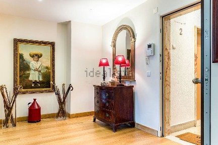 Apartamento T4 à venda na Avenida de Berna