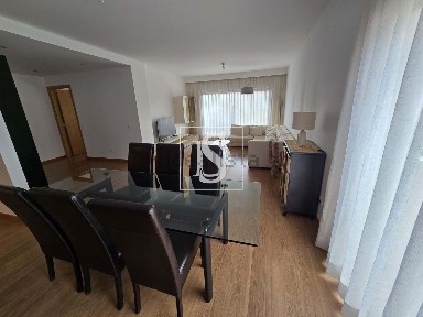 Arrendamento de apartamento T3 em Zona Ribeirinha