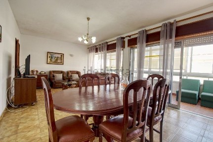 Arrendamento de apartamento T2 na Rua Capitão Salgueiro Maia