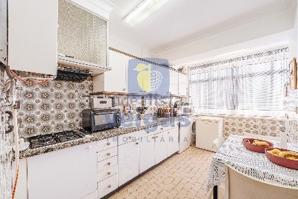 Apartamento T3 à venda na Rinchoa