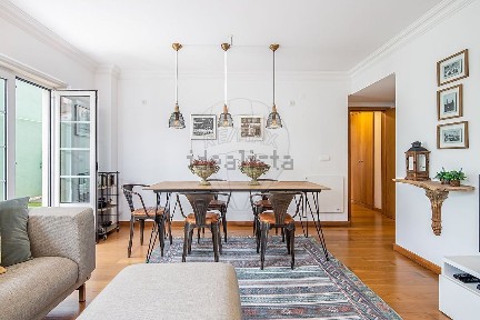 Apartamento T2 à venda no Calçada Santo Amaro