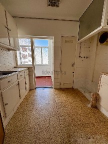 Apartamento T2 à venda na Avenida Velha, 20