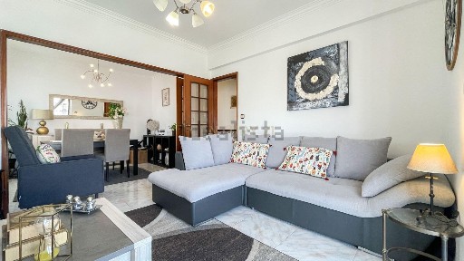 Apartamento T2 à venda na Rua Canavial, 17