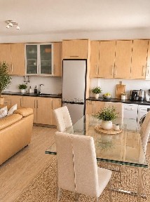 Apartamento T2 à venda na Rua Jorge Barradas, 32