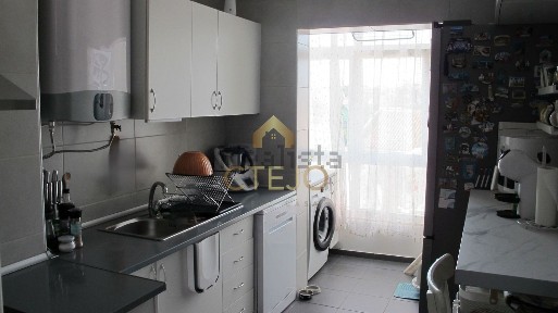 Apartamento T2 à venda em Santa Iria de Azoia - São João da Talha - Bobadela