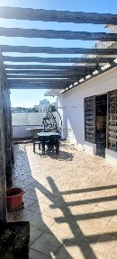 Apartamento T4 à venda na Rua Luís Simões, 4