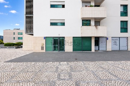 Espaço comercial à venda na Rua do Polo Sul