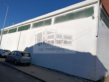 Armazém à venda no Alto da Mira - Moinhos da Funcheira - Carenque